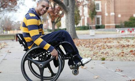 Jakie są innowacje w systemach bezpieczeństwa dla wózków inwalidzkich dziecięcych?