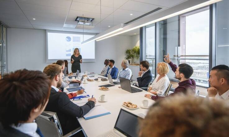 Jakie są najnowsze trendy w szkoleniach BHP dla branży gastronomicznej?