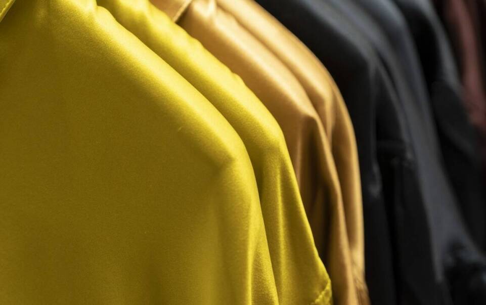 Odzież wodoodporna jako niezastąpiony element garderoby pracowników