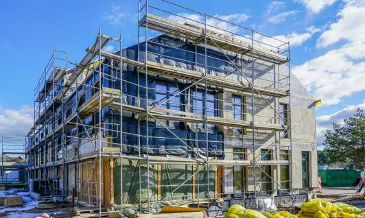 Proces docieplania budynku – krok po kroku