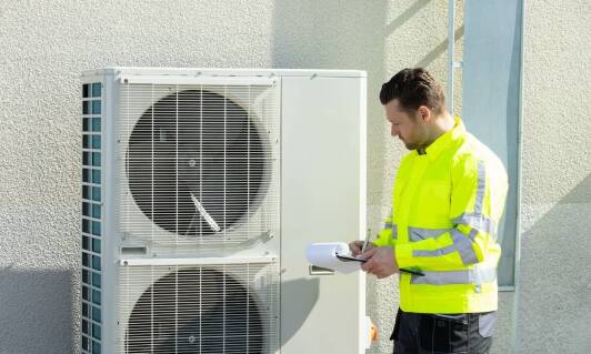 Jakie korzyści przynosi regularny serwis w kontekście rachunków za energię?