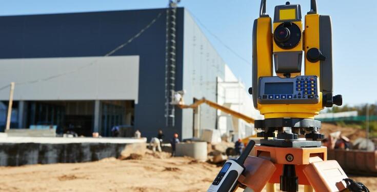 Jakie innowacje wprowadzono w najnowszych modelach miar zwijanych pro?