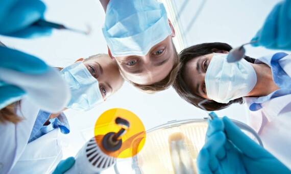 Dlaczego metoda "Nowe Zęby w Jeden Dzień" jest rewolucyjna dla pacjentów?