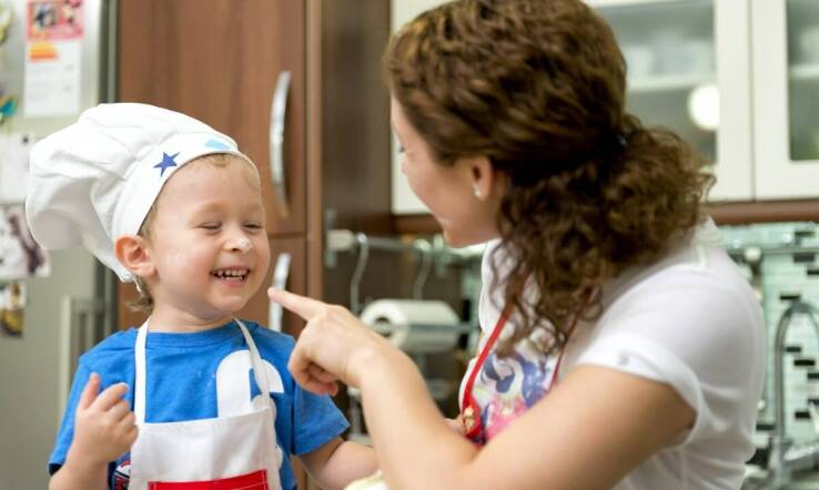 Znaczenie terapii karmienia dla dzieci z trudnościami w jedzeniu