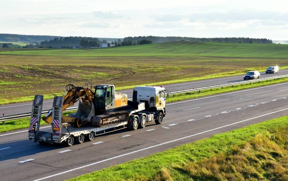 Nowoczesne technologie w transporcie maszyn rolniczych – przegląd innowacji