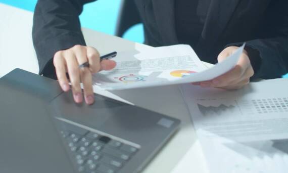 Profesjonalne tłumaczenia ekonomiczne dla firm z języka francuskiego