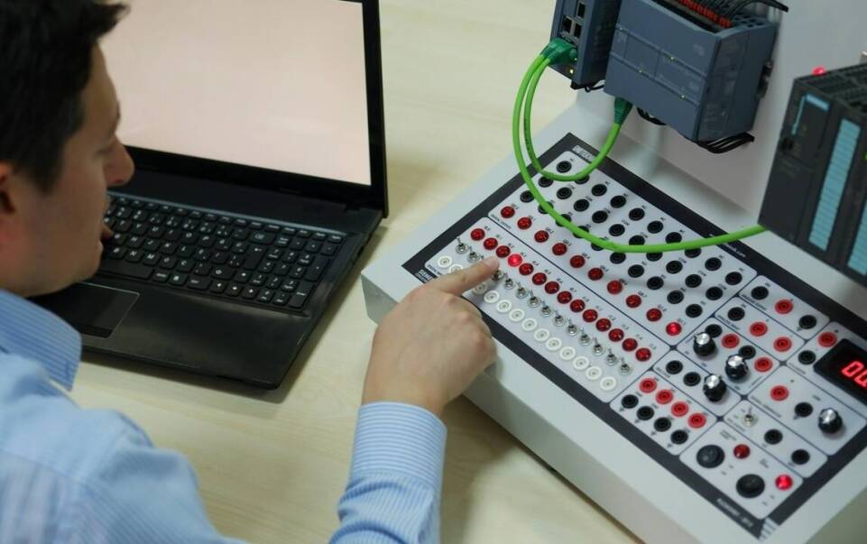 Nowoczesne podejście do zarządzania infrastrukturą dzięki sieci PROFINET