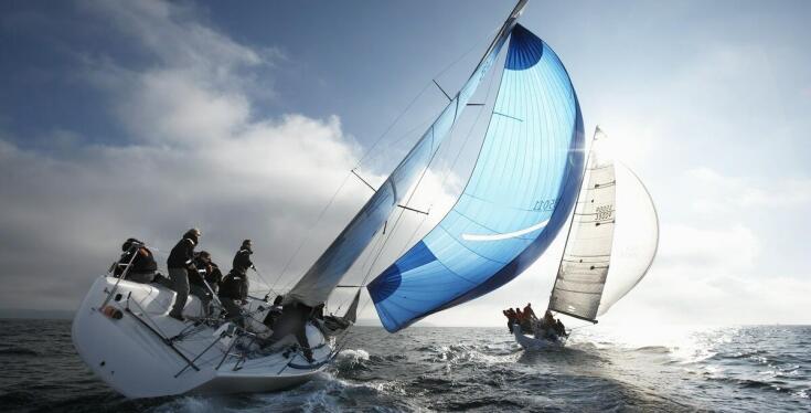 Komfort i bezpieczeństwo dzięki odpowiedniej odzieży żeglarskiej