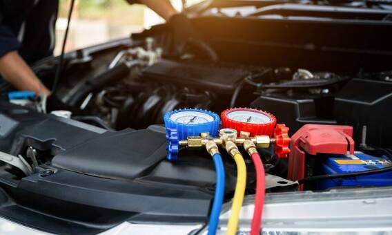 Jak przebiega ozonowanie klimatyzacji samochodowej w profesjonalnym serwisie?