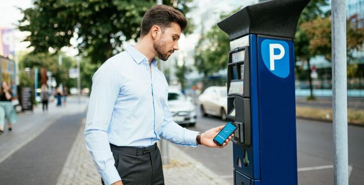 Wpływ automatyzacji na efektywność obsługi parkingów w dużych miastach