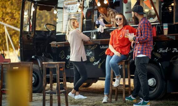 Trybuny przenośne jako rozwiązanie dla wydarzeń sportowych i kulturalnych