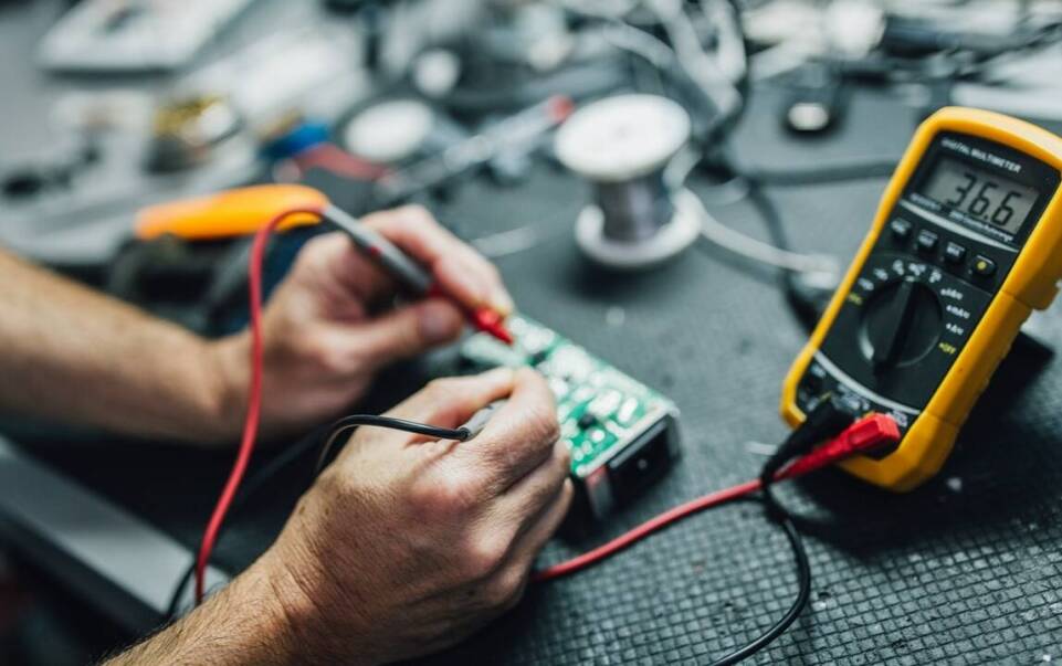 Kluczowe właściwości drutów ciągnionych dla przemysłu elektrotechnicznego