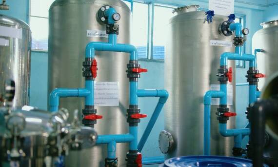 Jak odżelaziacze do wody wpływają na trwałość instalacji hydraulicznych?