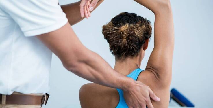 Łokieć tenisisty - jak wygląda rehabilitacja przy tej przypadłości?