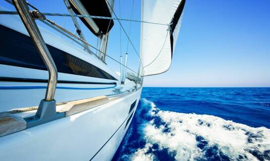 Jak morskie mapy nawigacyjne wspierają planowanie podróży