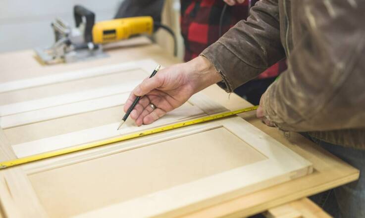 Profesjonalny montaż drzwi jako gwarancja ich trwałości