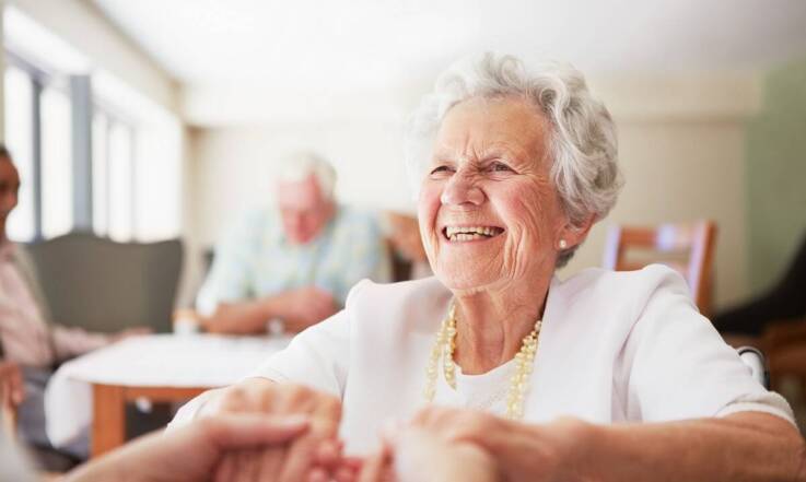 Jakie możliwości rozwoju oferują warsztaty w domach opieki?