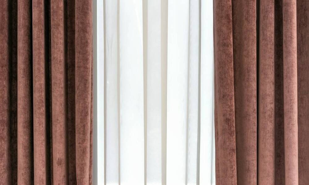 Najlepsze rozwiązania meblowe dla przestronnych salonów