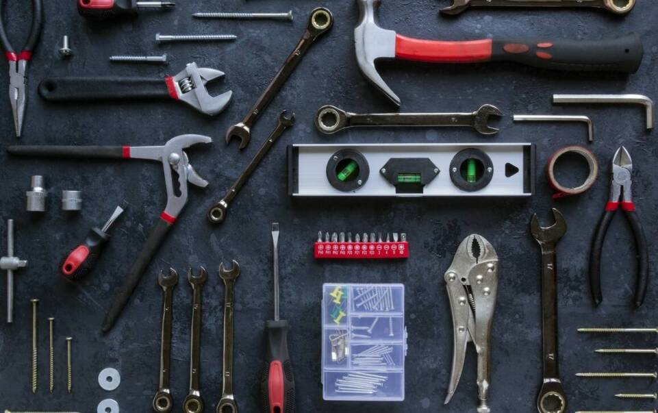 Wykorzystanie multitooli w sytuacjach awaryjnych – praktyczne zastosowania