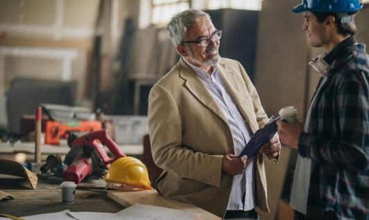 Jak firma remontowa dba o dotrzymywanie terminów realizacji prac?