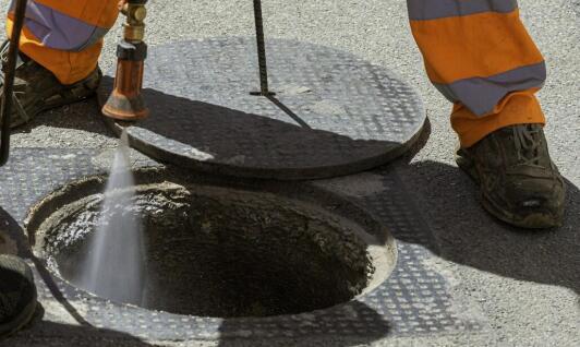 WUKO jako skuteczna metoda przepychania rur w Warszawie