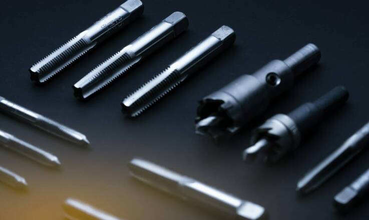 Wybór odpowiedniej grzałki indukcyjnej do Twojego zakładu – na co zwrócić uwagę?