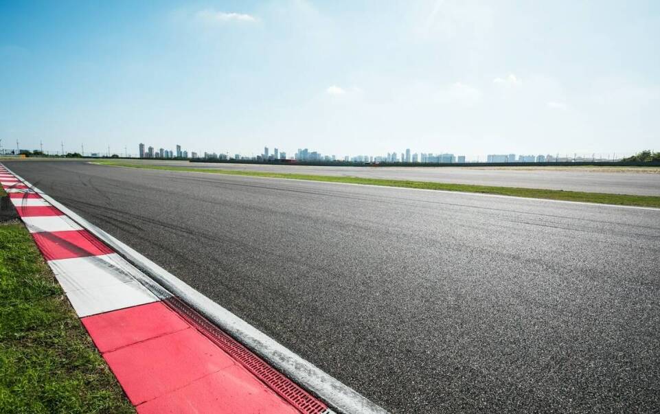 Przyszłość nawierzchni bieżni lekkoatletycznych – innowacje i trendy w branży