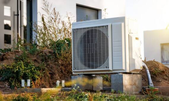 Jak ekologia wpływa na wybór systemów grzewczych i chłodzących?