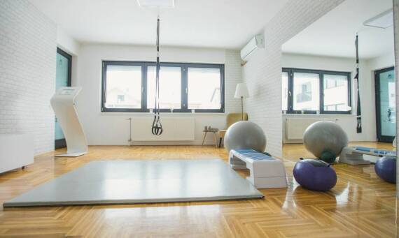 Rehabilitacja neurologiczna – jak wpływa na pacjentów po operacjach ortopedycznych?