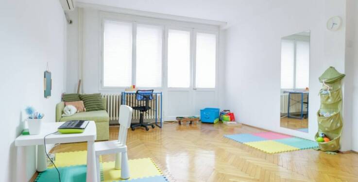 Jak terapia SI pomaga w radzeniu sobie z nadwrażliwością sensoryczną?