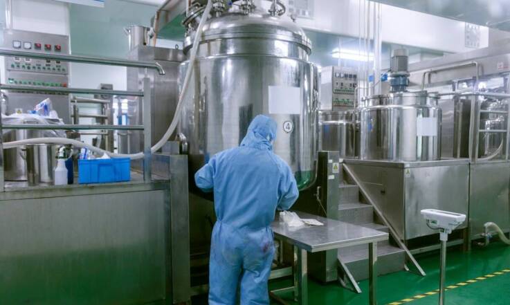 Jakie znaczenie ma wybór odpowiedniego producenta perfumetek dla jakości finalnego produktu?