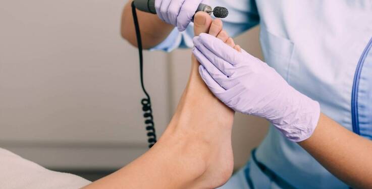 Rola nowoczesnych technologii w terapii schorzeń stóp