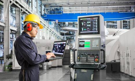 Jak automatyka przemysłowa wspiera zarządzanie rozdziałem energii?