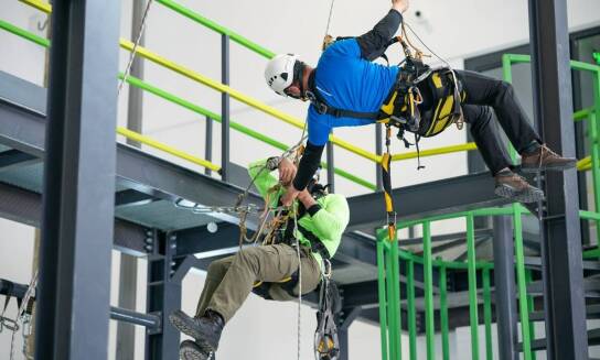 Przewodnik po badaniach psychologicznych dla osób pracujących na wysokościach
