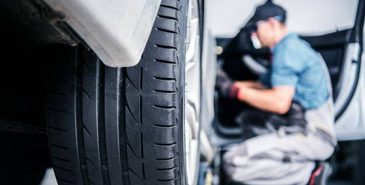 Dlaczego warto zaufać ekspertom z serwisu motocykli BMW przy wymianie opon?