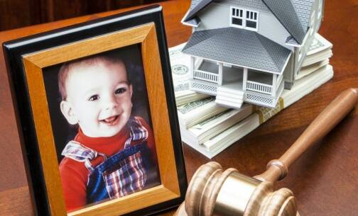 Prawo rodzinne: jak adwokaci z Kutna pomagają w sprawach o ustalenie ojcostwa?