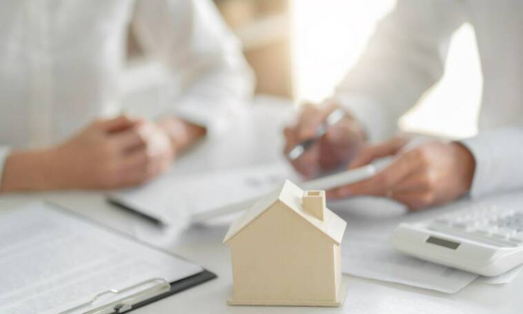 Pośrednictwo kredytowe a uzyskanie kredytu na zakup mieszkania – jakie są korzyści?