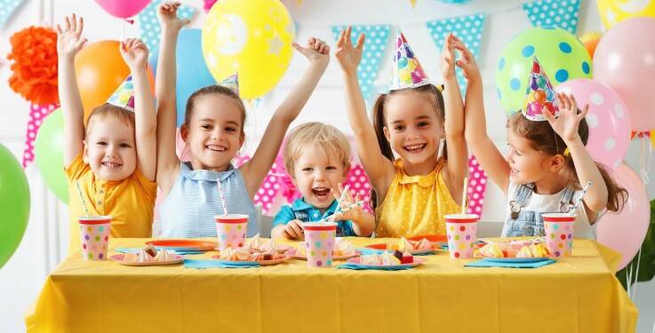 Fotobudka na imprezach dziecięcych: jakie efekty specjalne można wybrać?