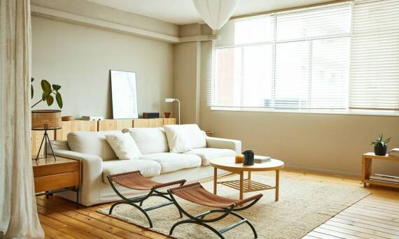 Rolety materiałowe - jak wybrać idealny kolor i wzór do wnętrza?