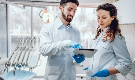 Jak dentyści z Gdyni planują leczenie po diagnostyce stomatologicznej?