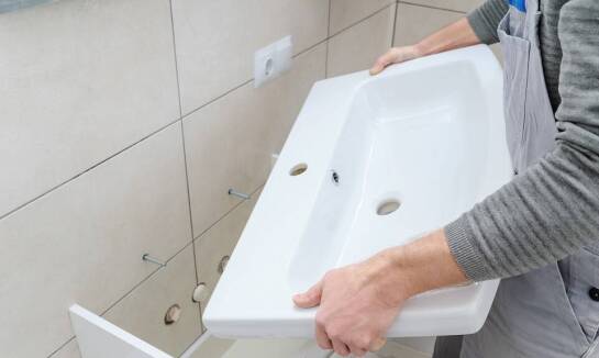 Czym jest biały montaż?