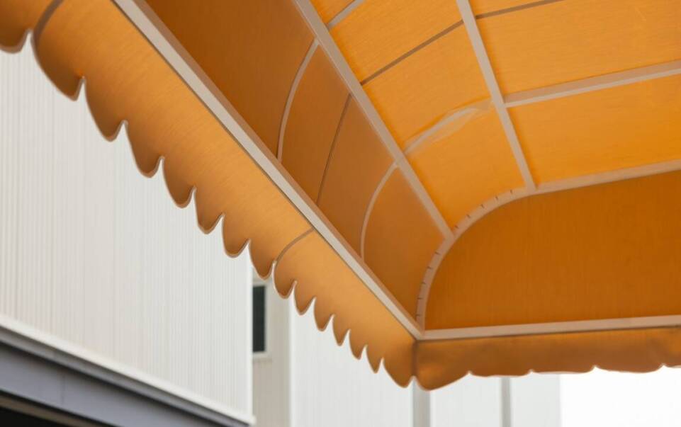 Markizy balkonowe jako element nowoczesnego designu