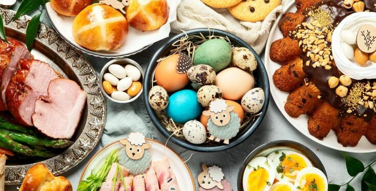 Catering wielkanocny dla dużych rodzin: jak sprostać wymaganiom każdego gościa?