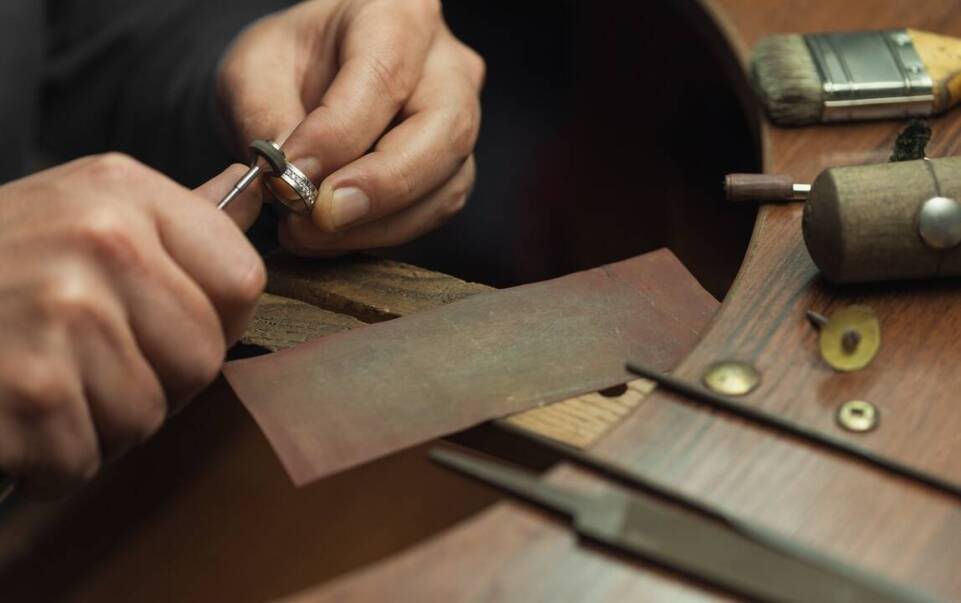 Jak renowacja wpływa na wartość kolekcjonerską zegarka?