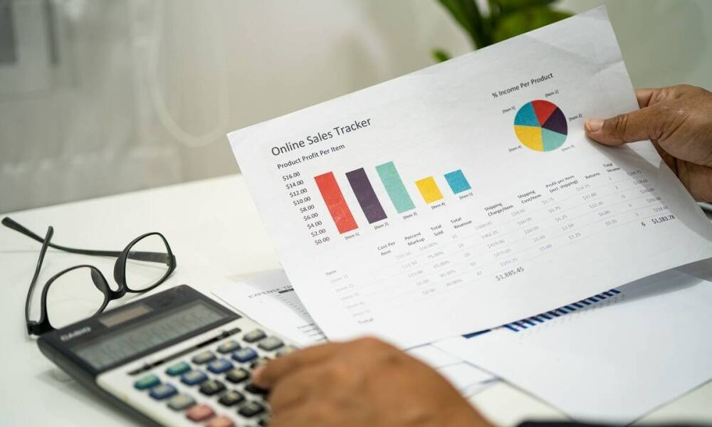 Jakie elementy są kluczowe przy analizie rynku lokalnego przez rzeczoznawcę?