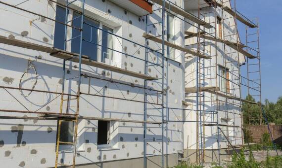 Tynki maszynowe a współczesne trendy w architekturze