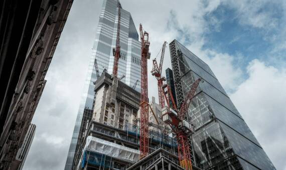 Leasing jako narzędzie finansowe wspierające rozwój sektora budowlanego w Poznaniu