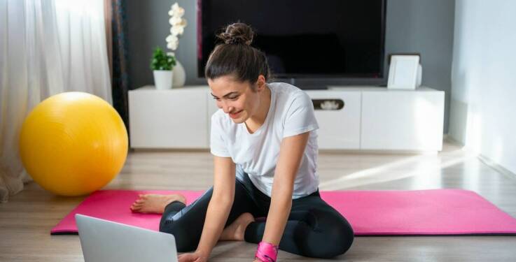 Jakie są najlepsze praktyki w zarządzaniu czasem podczas uczestnictwa w kursach sportowych?