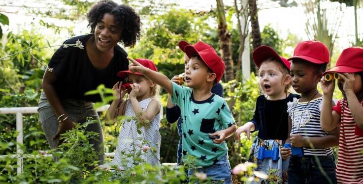 Jakie korzyści przynoszą dzieciom obozy związane z grami?