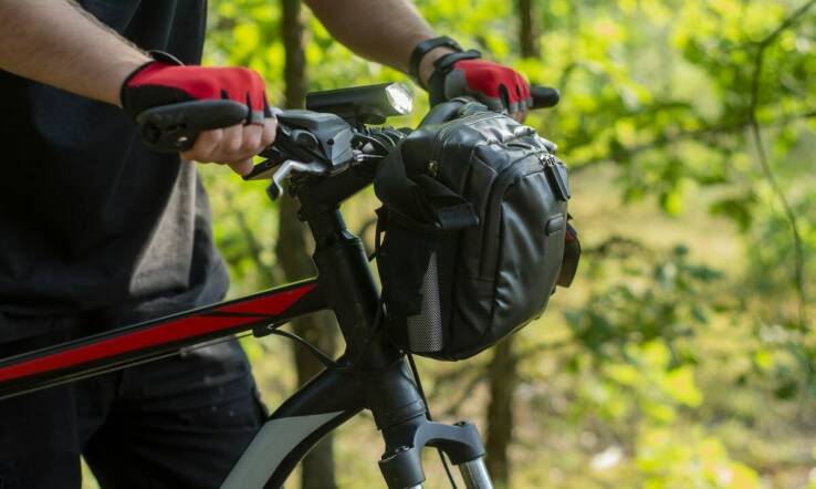 Jakie cechy powinien mieć idealny kosz rowerowy na zakupy?